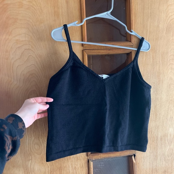 St. John Tops - St John Black Spaghetti Strap Tank Cropped Large